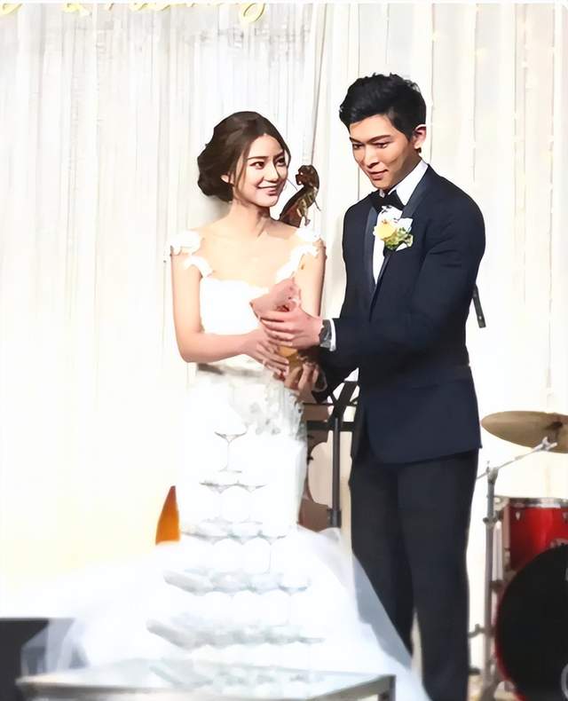 汪小菲与马筱梅，中式婚服下的浪漫邂逅