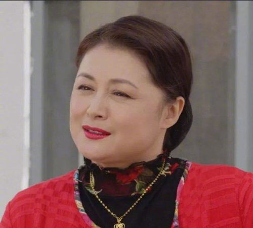 倪萍悼念朱媛媛，满脑子都是她那可爱的小虎牙